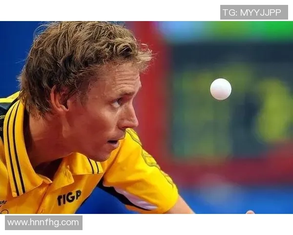 瑞典足球传奇球星退役后的生活与成就回顾